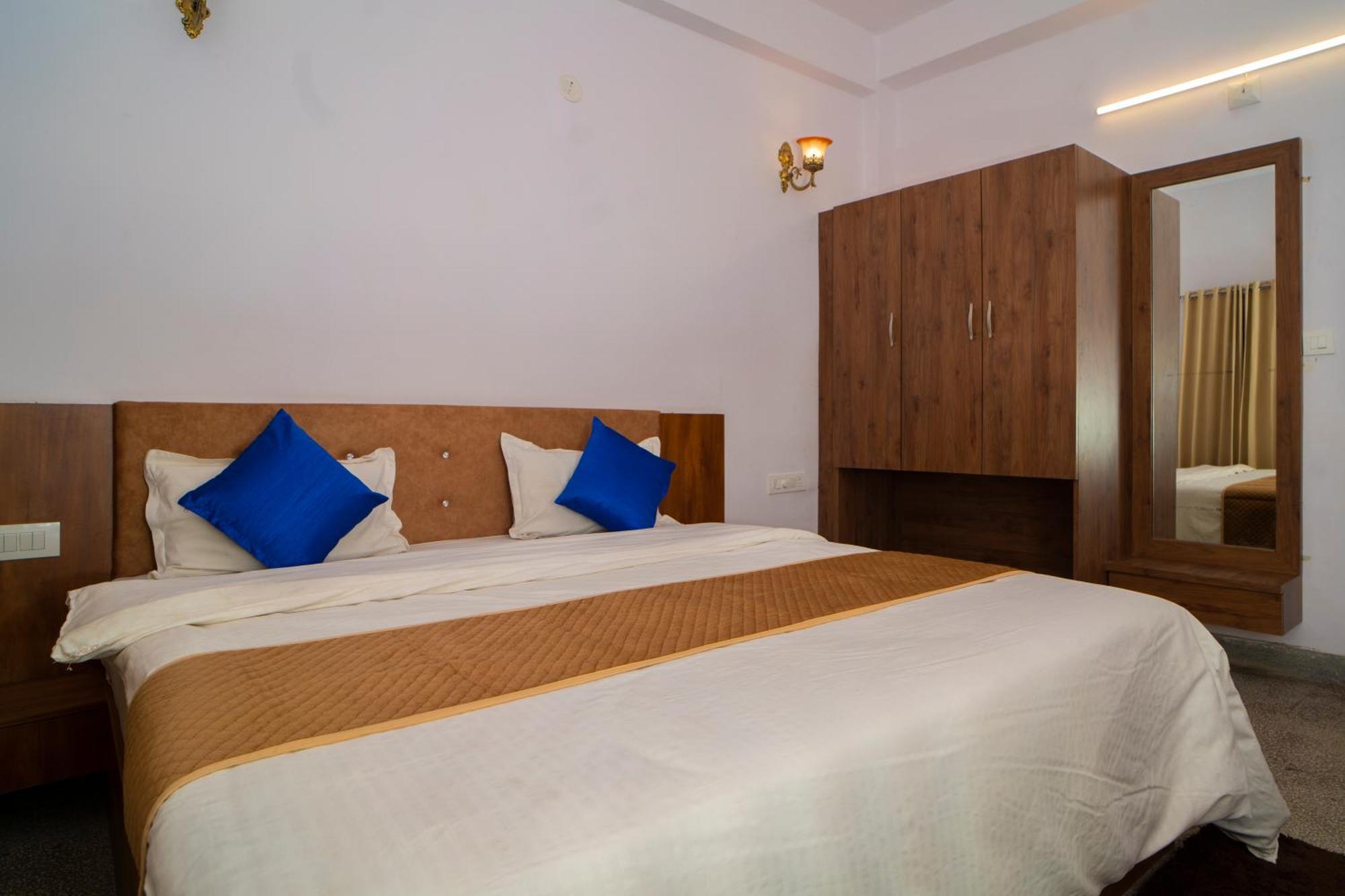 Devdarshan Hotel & Restaurant Udaipur Extérieur photo