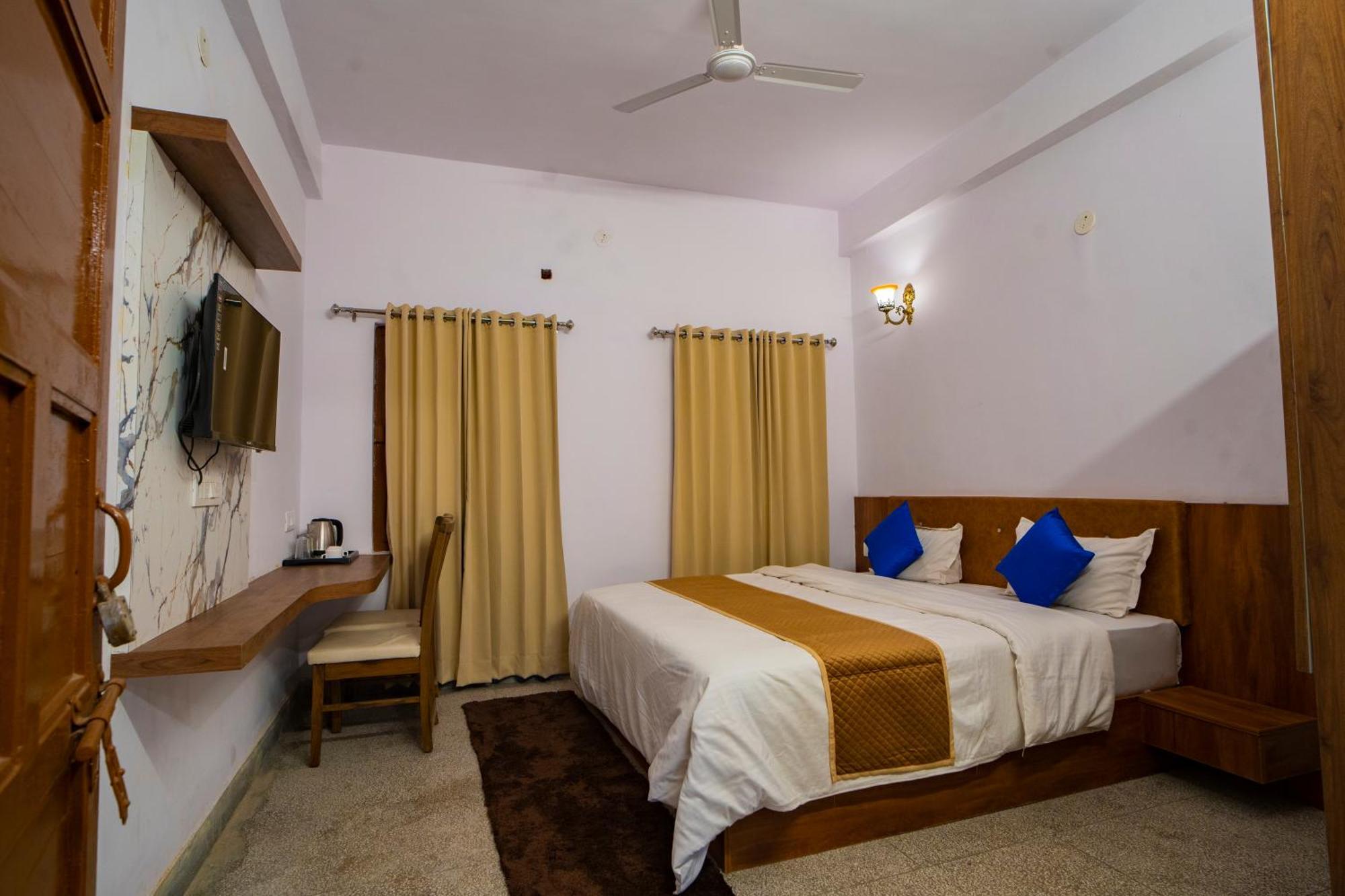 Devdarshan Hotel & Restaurant Udaipur Extérieur photo