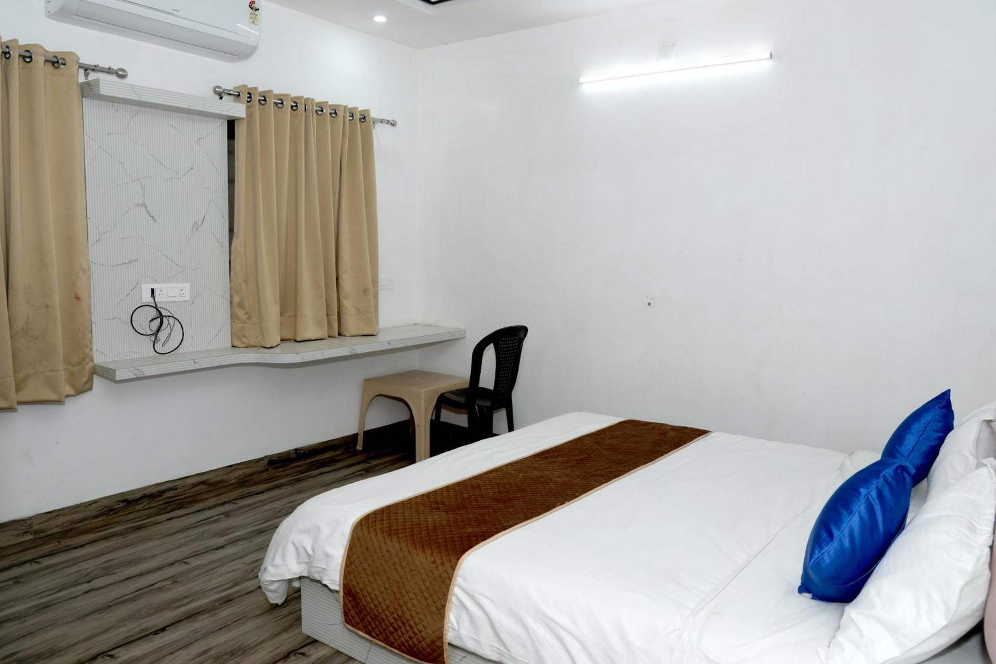 Devdarshan Hotel & Restaurant Udaipur Extérieur photo