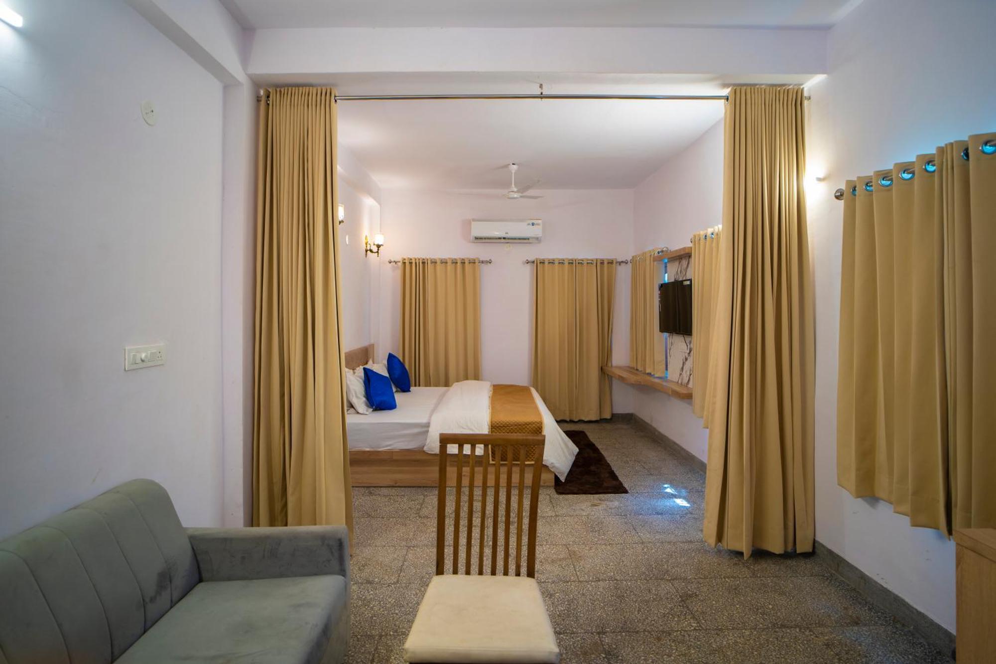 Devdarshan Hotel & Restaurant Udaipur Extérieur photo