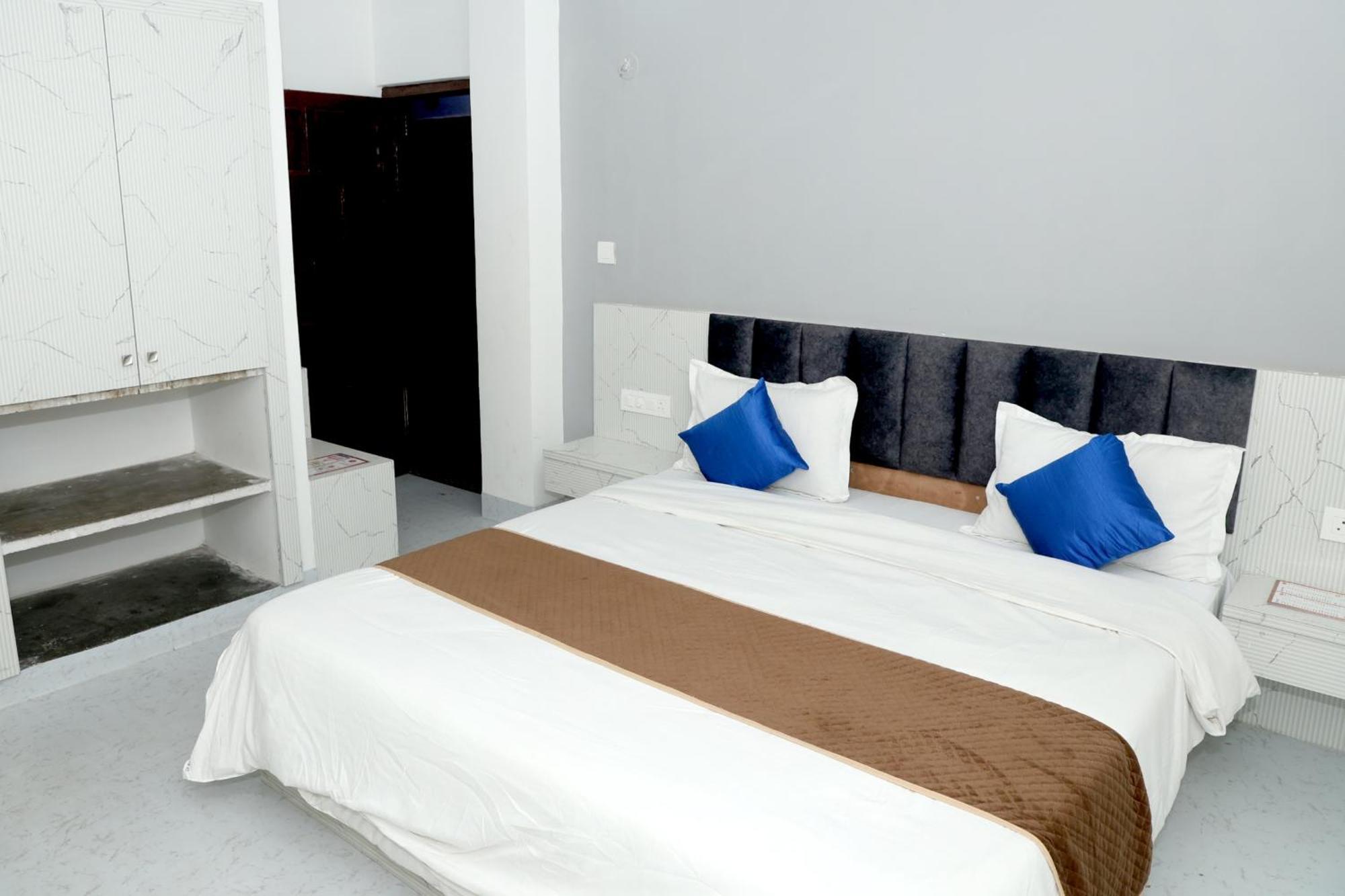 Devdarshan Hotel & Restaurant Udaipur Extérieur photo