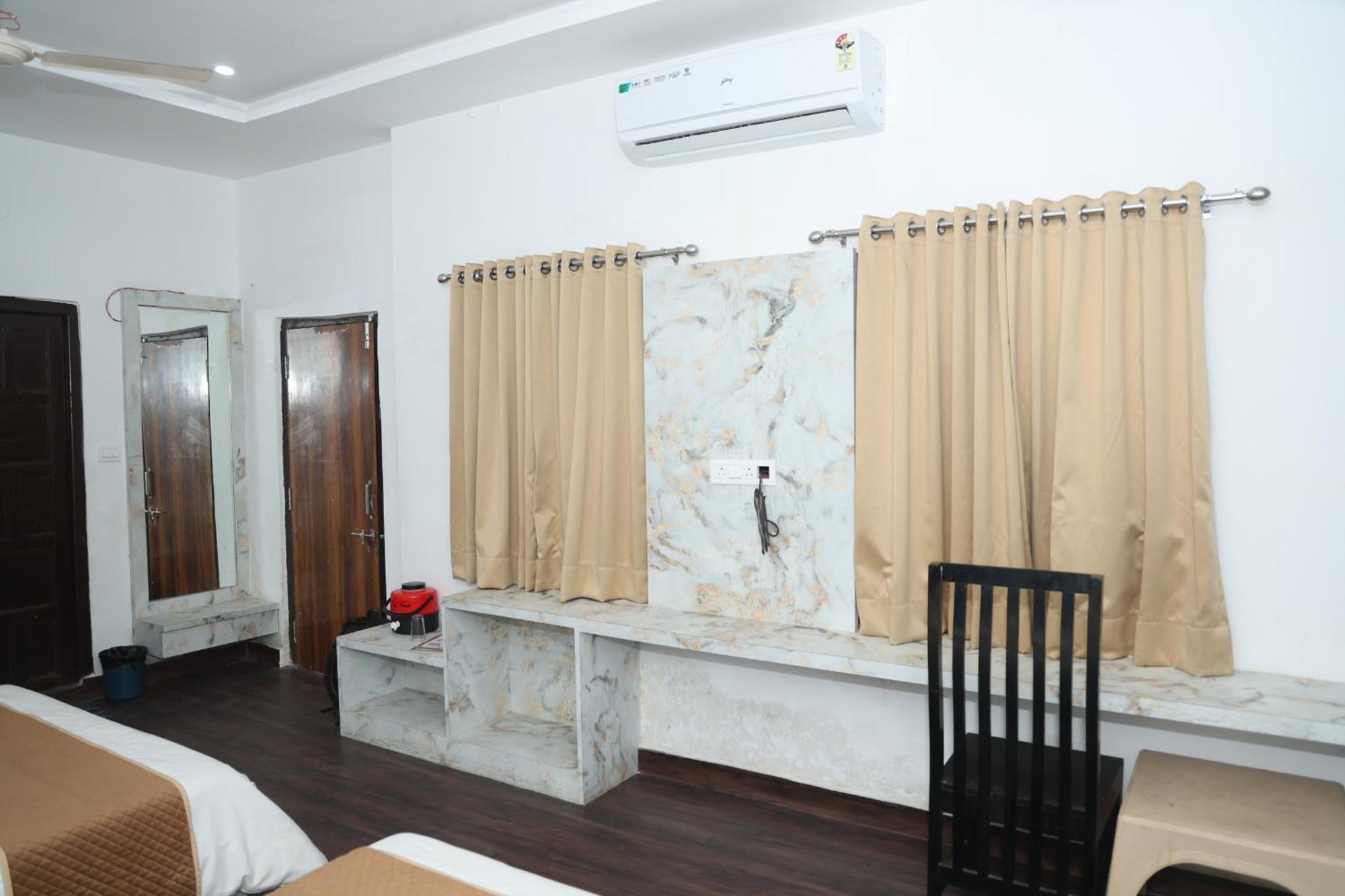Devdarshan Hotel & Restaurant Udaipur Extérieur photo