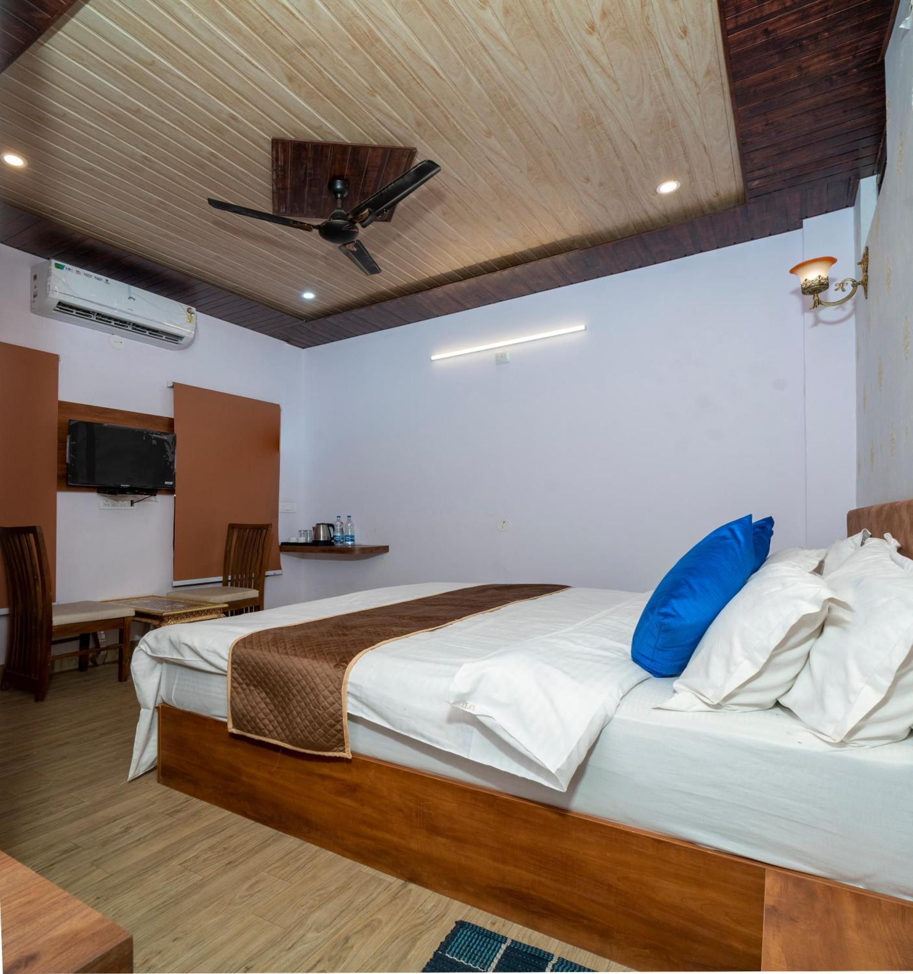 Devdarshan Hotel & Restaurant Udaipur Extérieur photo