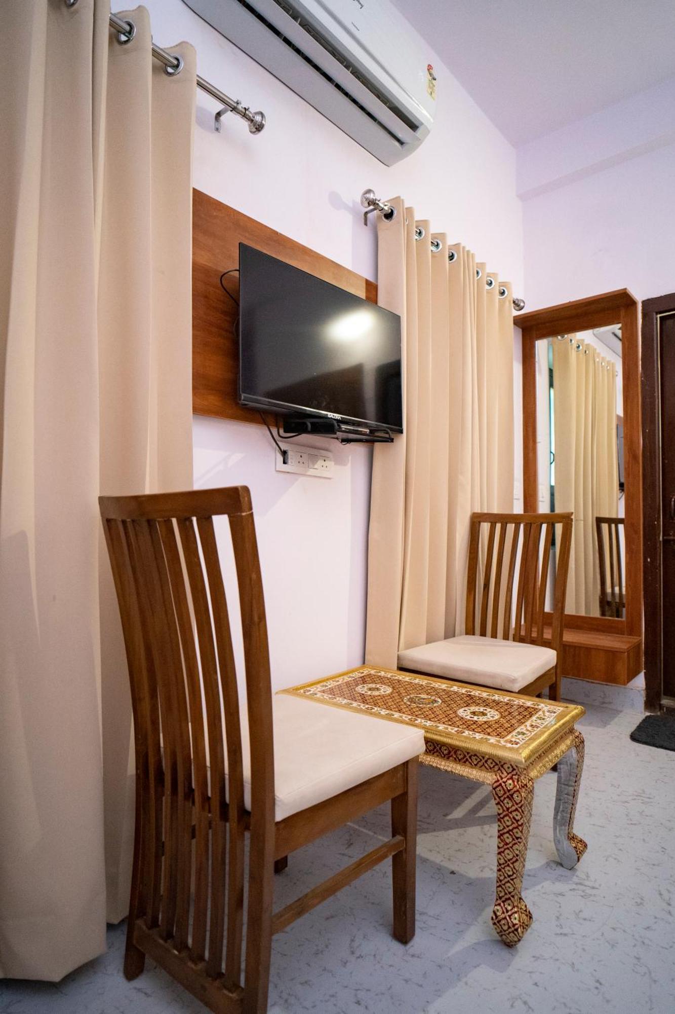 Devdarshan Hotel & Restaurant Udaipur Extérieur photo